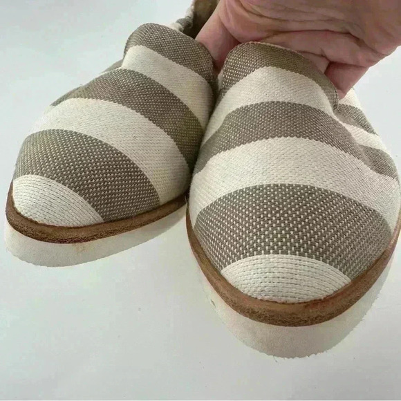 Dee Keller womens flats size 35.5 taupe cream canvas pointy to flatform loafers - Picture 9 of 12